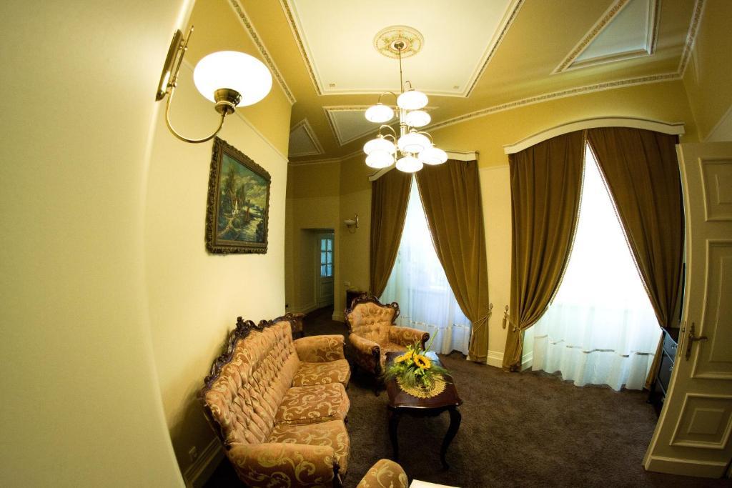 Bialy Dwor Bed & Breakfast Kwidzyn Cameră foto