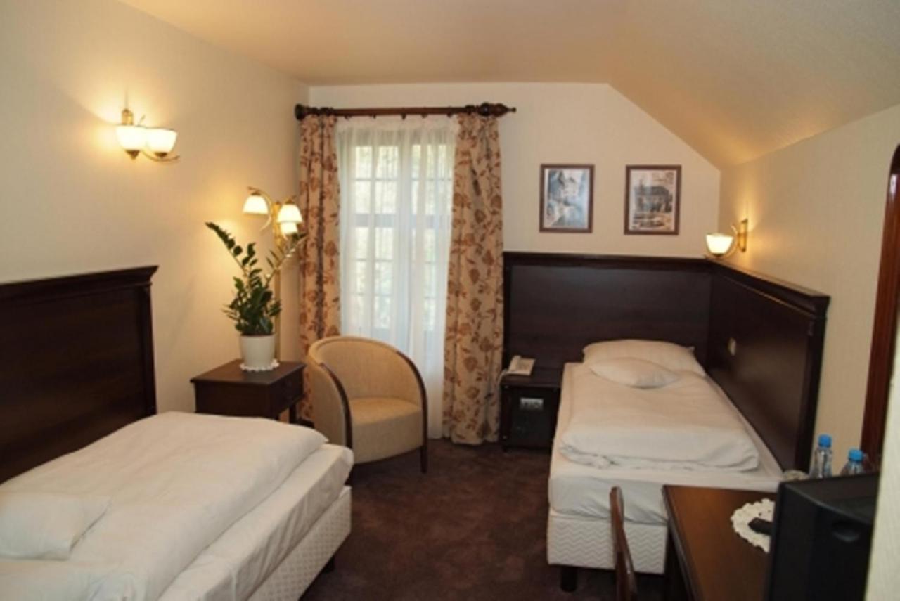 Bialy Dwor Bed & Breakfast Kwidzyn Cameră foto